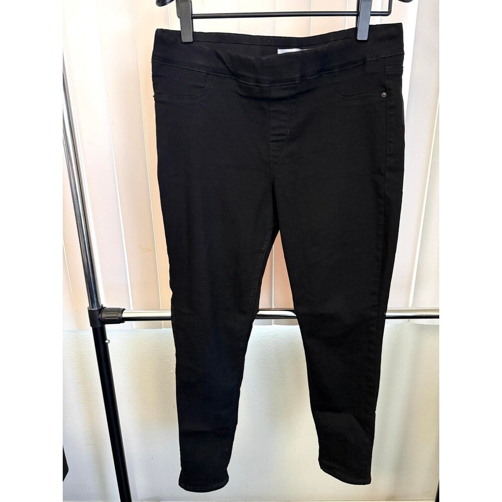Womenโs Old Navy Rockstar Black Jeggings Size 14